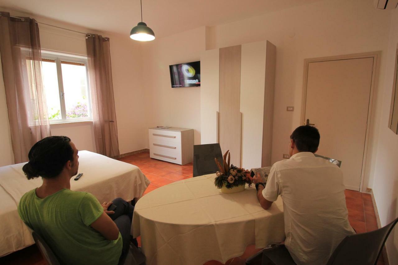 Guest House غالّيبولي المظهر الخارجي الصورة